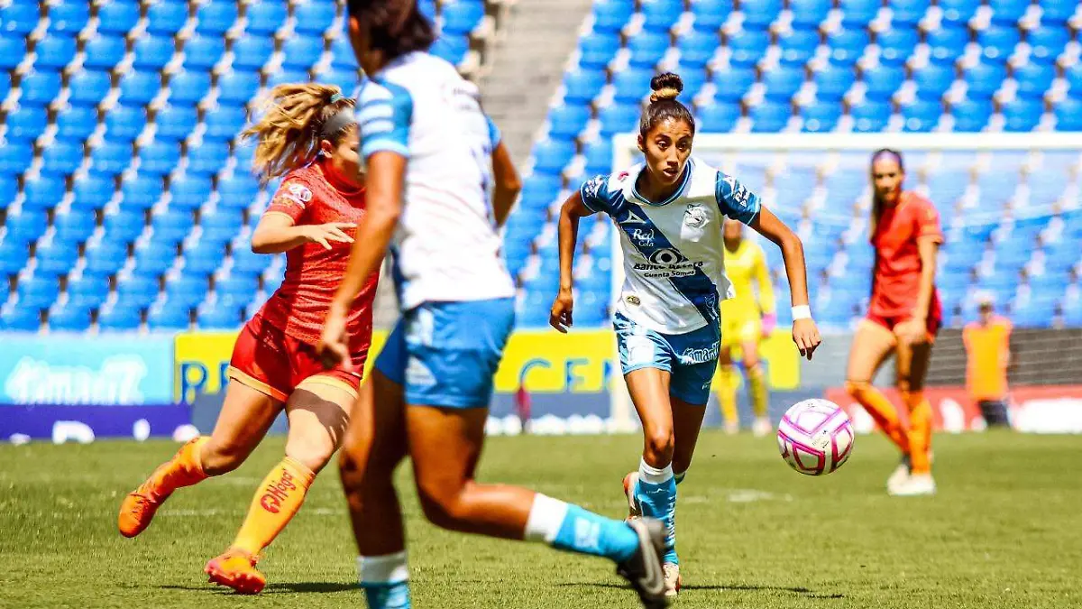 Club Puebla Femenil 4